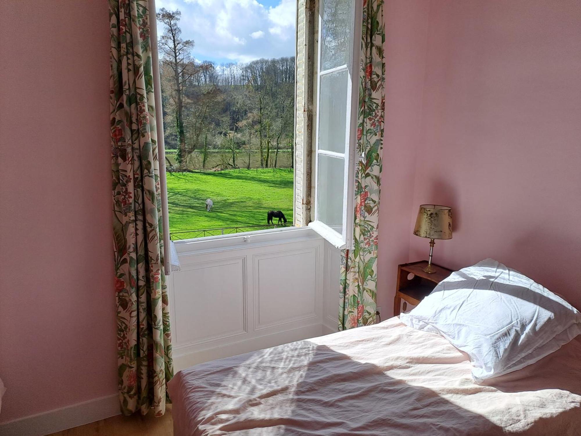 Gite Chouette La Valette Villiers-Charlemagne Habitación foto